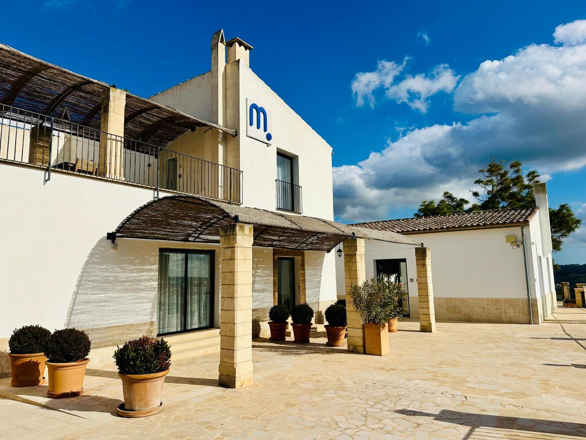 Mater Ariany Hotel Exterior photo