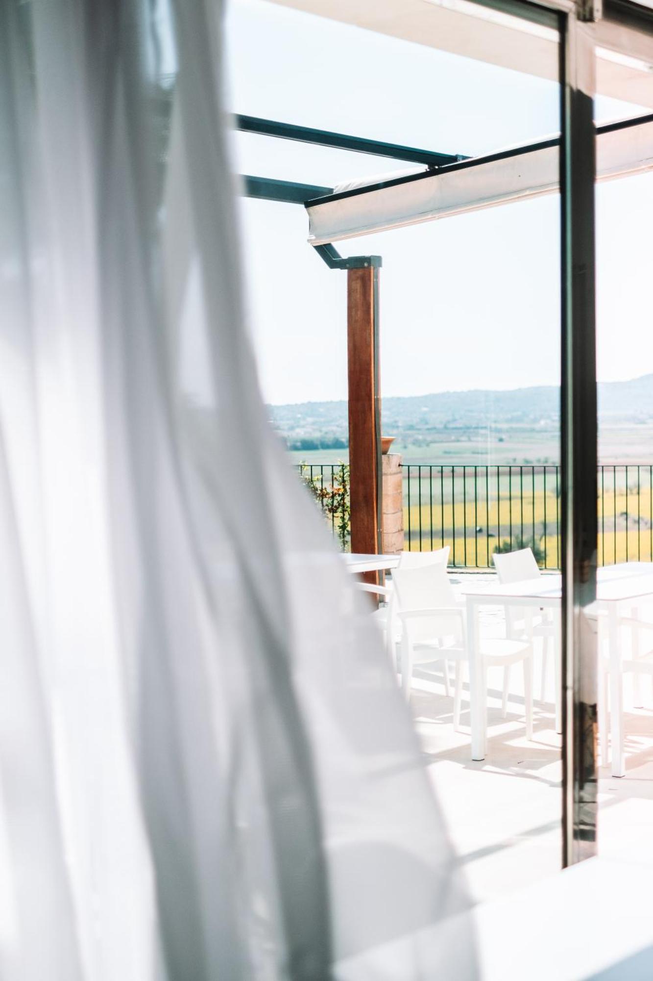 Mater Ariany Hotel Exterior photo